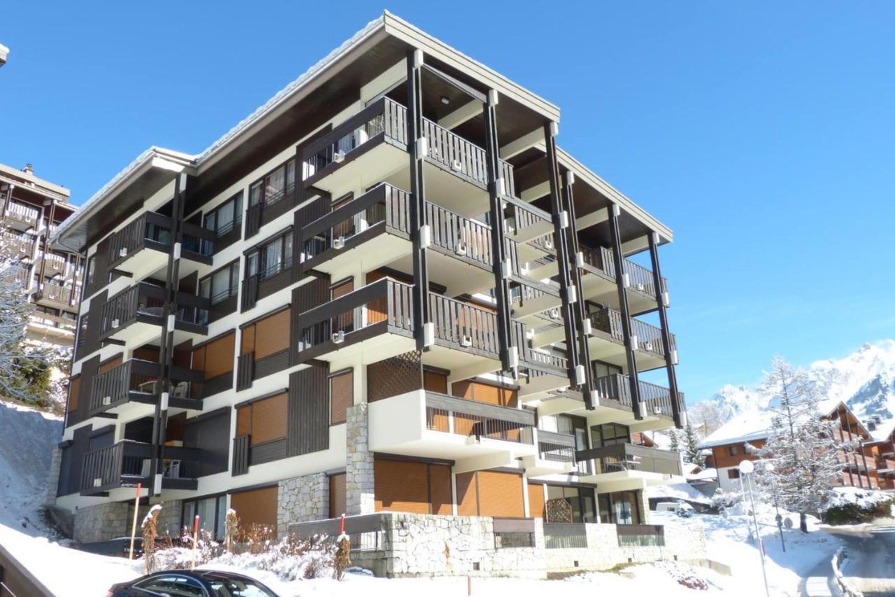 Appartement HYPERCENTRE 35 m avec BALCON et VUE des Aravis à La Clusaz Extérieur photo